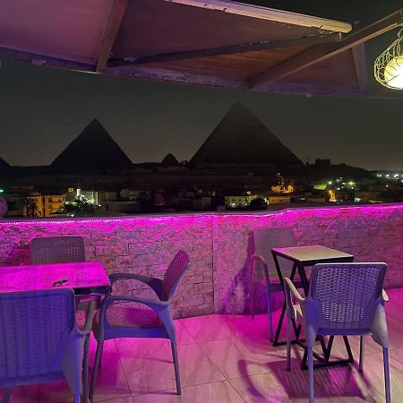 Imhotep Pyramids View Inn Kafrat al Jabal Bagian luar foto